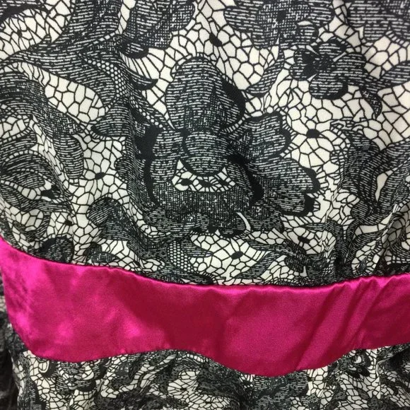 New! Torrid Tank Top Blouse 4X Womans Plus Black White Lace Print Sleeveless - Picture 5 of 14